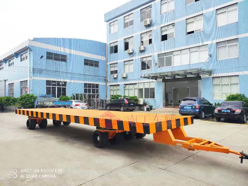 30吨重型无动力牵引云博（中国）