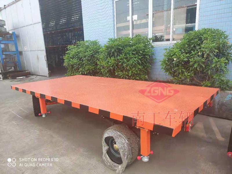 3.5吨云博（中国）带刹车减震带螺悬支腿
