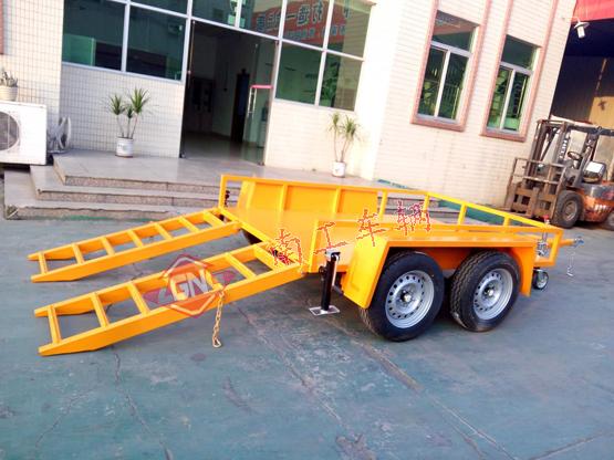 轻型平板车 2.5吨ATV云博（中国） 带爬梯