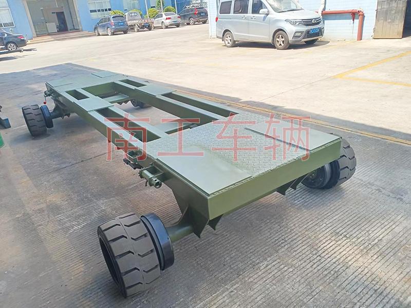 8吨牵引式船艇转运工具云博（中国）