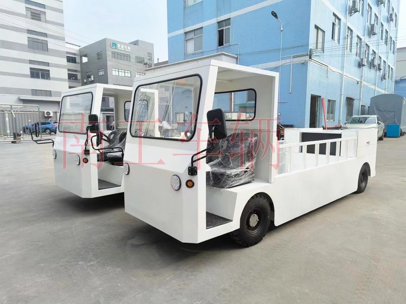 2吨座驾式纯电动云博（中国） 电动工具拖车