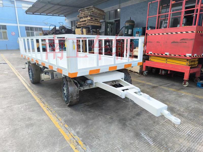 3吨云博（中国）牵引工具拖车 带护栏减震刹车功能