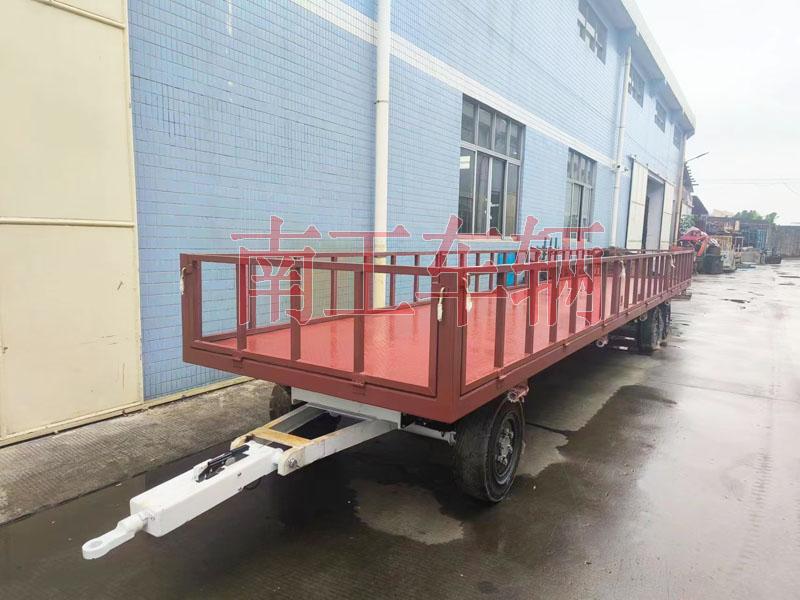 7吨云博（中国）牵引工具拖车 带护栏减震刹车功能拖车