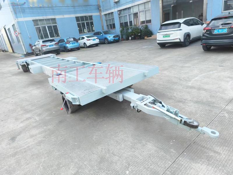 18吨牵引式船舶舯段转运工具云博（中国）