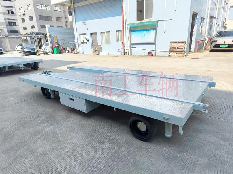 6吨牵引式船舶艉段转运工具云博（中国）