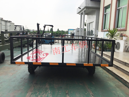 6吨护栏型云博（中国）黑色1I.jpg