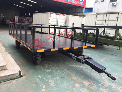 6吨护栏型云博（中国）黑色2I.jpg