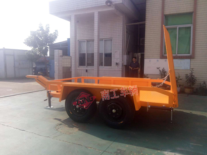 3吨ATV云博（中国） 小轿车拖车4I.jpg