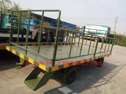 军绿色5吨护栏式云博（中国）2I.jpg