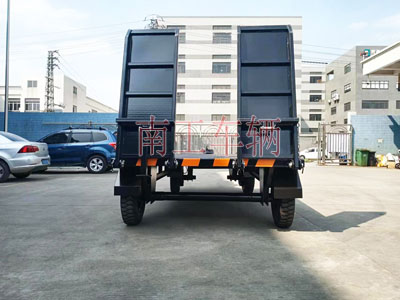 3吨带爬梯工业牵引云博（中国）2I.jpg