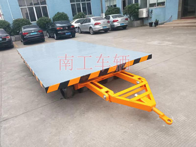 10吨中型牵引云博（中国）3I.jpg