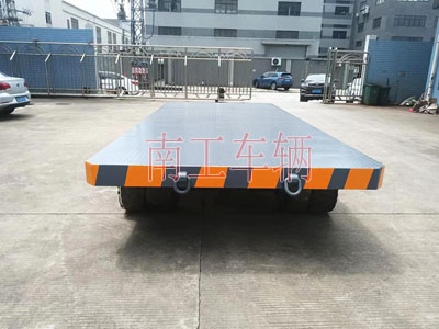 25吨重型工业云博（中国）全挂式牵引拖车底盘带牵引环1I.jpg