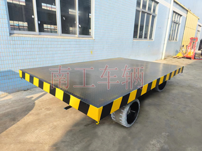 30吨重型云博（中国） 环保实心轮胎2I.jpg