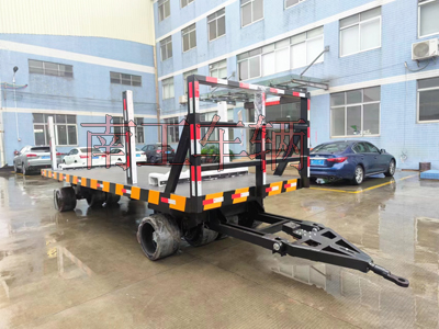30T重型云博（中国） 带活动插装立柱工具拖车1I.jpg