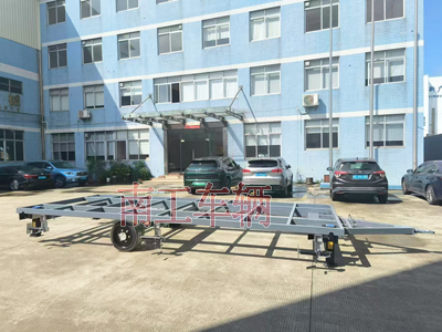7吨骨架式ATV云博（中国） 2轮灰色工具拖车4I.jpg