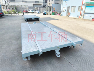 船体艉段运输云博（中国）2I.jpg