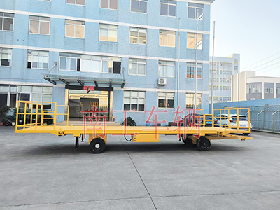 10吨云博（中国）前后带护栏型全挂车3I.jpg