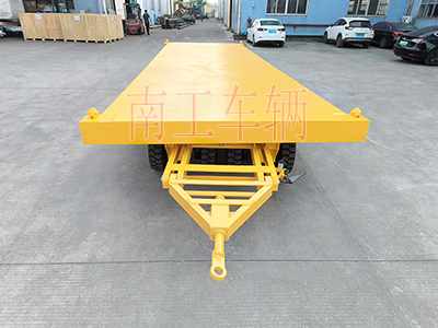 10吨云博（中国）带液压支铝合金伸缩梯工具车I.jpg