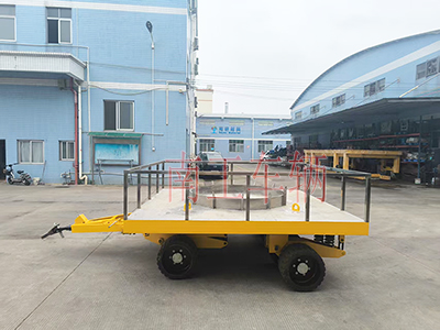 25吨重型云博（中国）带圆型不锈钢上装工具拖车1I.jpg