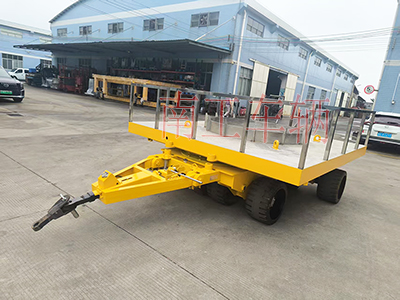 25吨重型云博（中国）带圆型不锈钢上装工具拖车3I.jpg