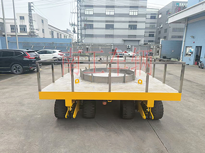 25吨重型云博（中国）带圆型不锈钢上装工具拖车5I.jpg