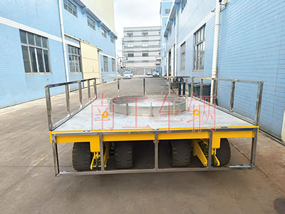 25吨重型云博（中国）带圆型不锈钢上装工具拖车7I.jpg