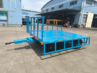 5吨下翻式护栏云博（中国） 全挂工具拖车5I.jpg