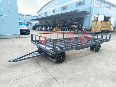 4吨骨架式云博（中国） 带下翻护栏工具拖车3I.jpg